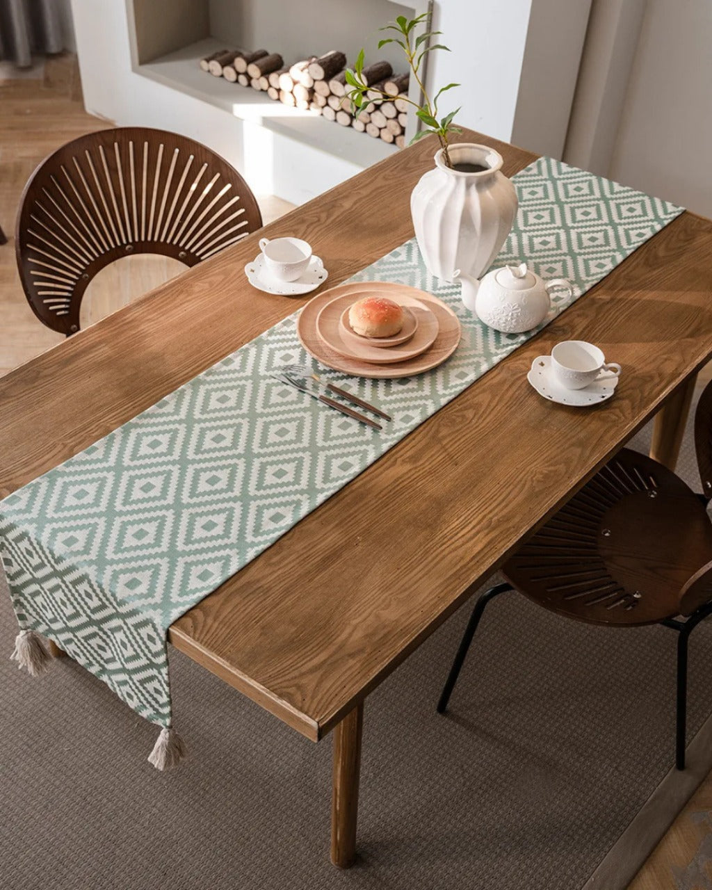 Caminho de Mesa Geométrico em Jacquard com Borla para Decoração
